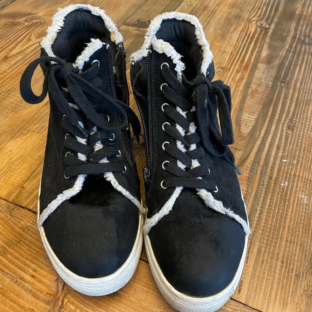 Steven madden velvet high tops